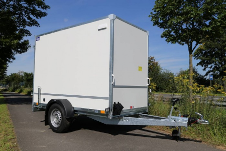 Kofferanänger Anhänger in Ottendorf-Okrilla